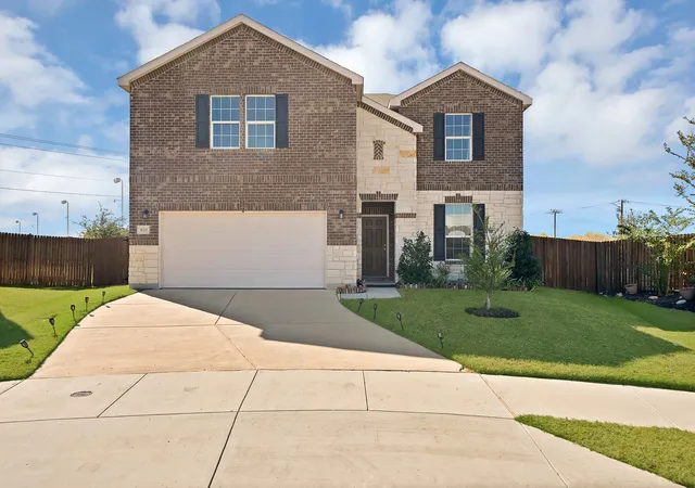 Photo 1 of Single family home for sale at 820 Lemongrass Ct, Fort Worth, TX 76131 | MLS# 21114639 | Listing updated on 2026-09-11