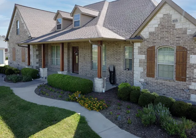 Photo 3 of Single family home for sale at 4816 Prairie Chapel Trl, Crandall, TX 75114 | MLS# 21115881 | Listing updated on 2026-07-28