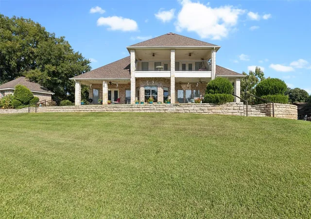 Photo 1 of Single family home for sale at 4008 Huron Ct, Granbury, TX 76048 | MLS# 21116021 | Listing updated on 2026-09-10
