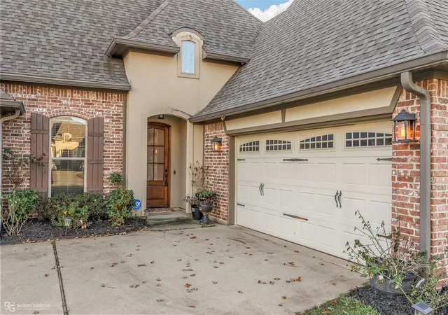Photo 3 of Single family home for sale at 110 St Andrews Ln, Benton, LA 71006 | MLS# 21116587 | Listing updated on 2026-09-19