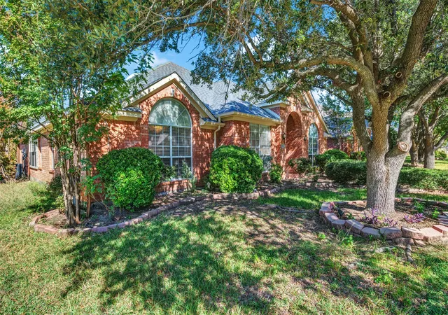 Photo 3 of Single family home for sale at 1303 Hillcrest Dr, Allen, TX 75002 | MLS# 21104407 | Listing updated on 2026-09-08