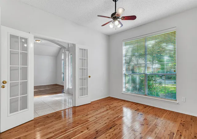Photo 4 of Single family home for sale at 1303 Hillcrest Dr, Allen, TX 75002 | MLS# 21104407 | Listing updated on 2026-09-08