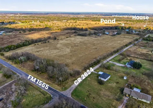 Photo 3 of House for sale at 4581 County Road 2624, Caddo Mills, TX 75135 | MLS# 21117240 | Listing updated on 2026-09-26