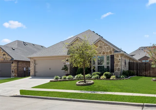 Photo 1 of Single family home for sale at 3125 Hollow Branch Dr, Royse City, TX 75189 | MLS# 21119765 | Listing updated on 2026-09-09