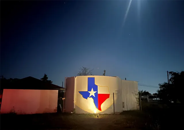 Photo 3 of Sale Pending at 5769 Williams St, Nevada, TX 75173 | MLS# 21117666 | Listing updated on 2026-09-08