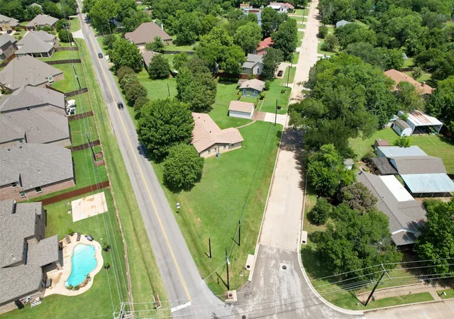 Photo 1 of Sale Pending at 802 Cardinal Rd, Mansfield, TX 76063 | MLS# 21122850 | Listing updated on 2026-09-18