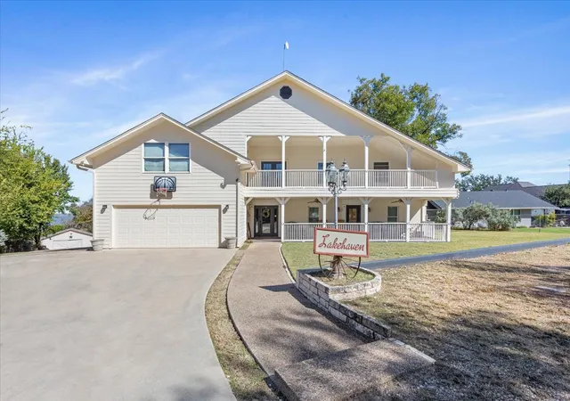 Photo 3 of Single family home for sale at 321 County Road 1630, Clifton, TX 76634 | MLS# 21125364 | Listing updated on 2026-07-31