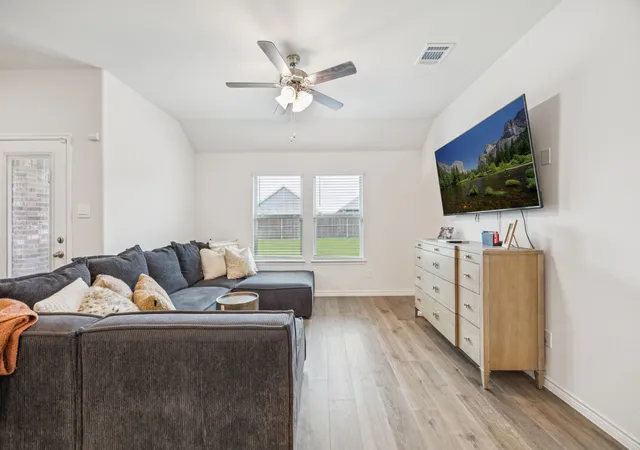 Photo 3 of Single family home for sale at 645 Blissful Bnd, Lavon, TX 75166 | MLS# 21122870 | Listing updated on 2026-09-14