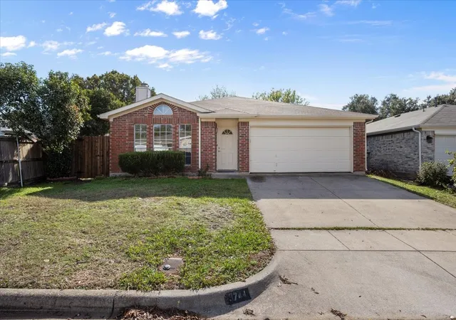 Photo 2 of Single family home for sale at 3744 Chaddybrook Ln, Fort Worth, TX 76137 | MLS# 21119280 | Listing updated on 2026-09-10