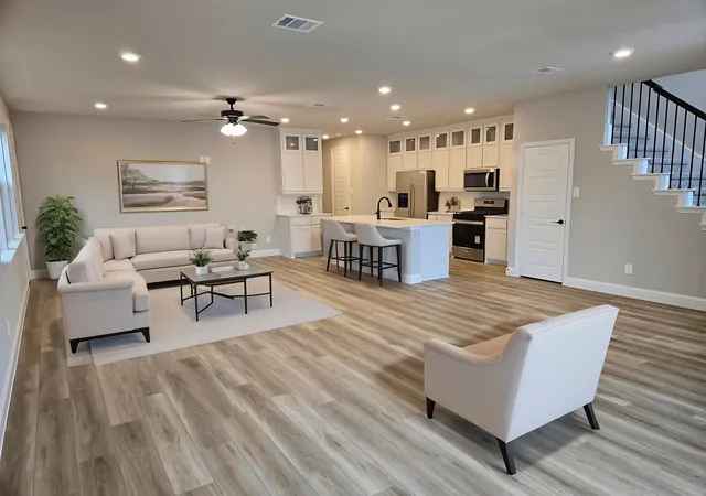 Photo 2 of Single family home for sale at 7220 Bayhill Ln, Rowlett, TX 75088 | MLS# 21127519 | Listing updated on 2026-09-27