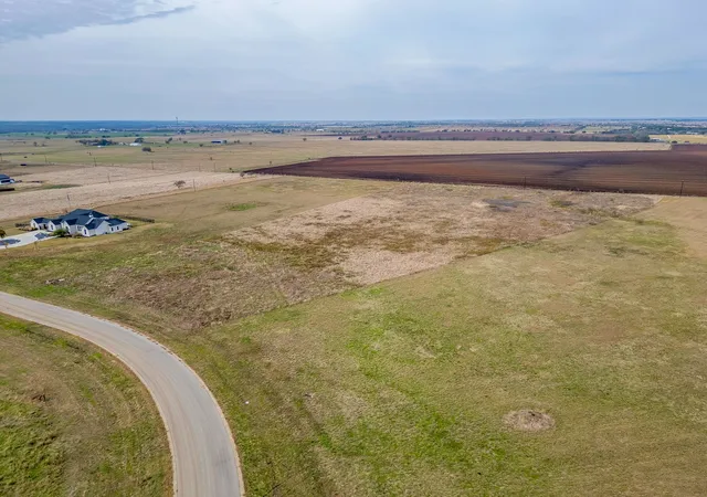 Photo 4 of Sale Pending at 445 Willow Moon Ranch Rd, Crawford, TX 76638 | MLS# 21127544 | Listing updated on 2026-07-30