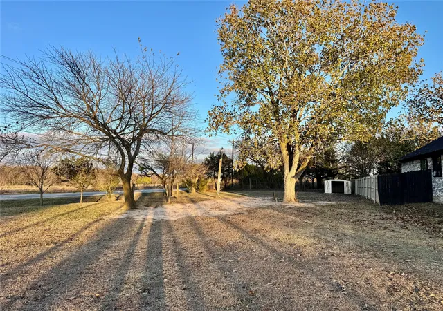 Photo 1 of Land for sale at 511 Beavers Dr, Sherman, TX 75092 | MLS# 21127710 | Listing updated on 2026-08-01