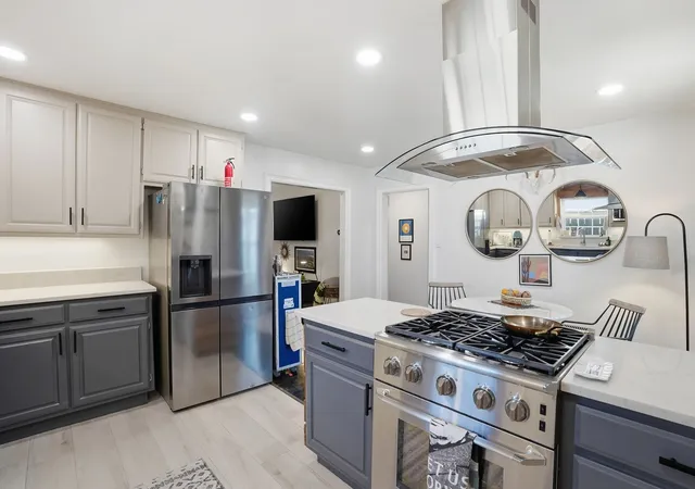Photo 4 of Single family home for sale at 2824 Ryan Ave, Fort Worth, TX 76110 | MLS# 21094873 | Listing updated on 2026-09-21