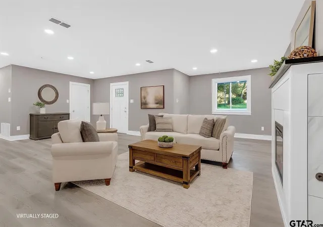 Photo 4 of Sale Pending at 613 Northgate Dr, Hideaway, TX 75771 | MLS# 21129343 | Listing updated on 2026-07-31