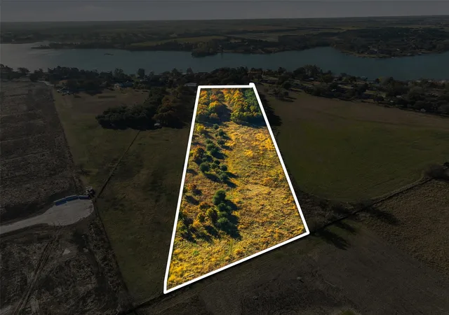 Photo 2 of Land for sale at Tbd Lakeshore Dr, Waxahachie, TX 75165 | MLS# 21129155 | Listing updated on 2026-08-01