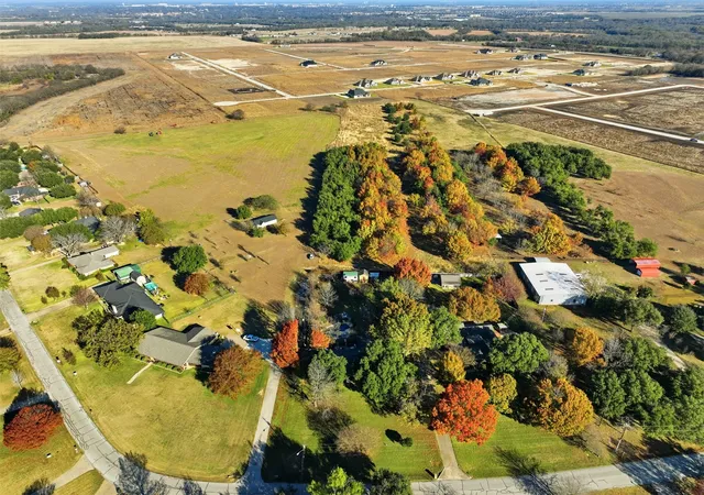 Photo 3 of Land for sale at Tbd Lakeshore Dr, Waxahachie, TX 75165 | MLS# 21129155 | Listing updated on 2026-08-01