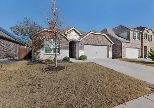 Photo 2 of Single family home for sale at 2817 Ash Ave, Melissa, TX 75454 | MLS# 21131233 | Listing updated on 2026-09-10