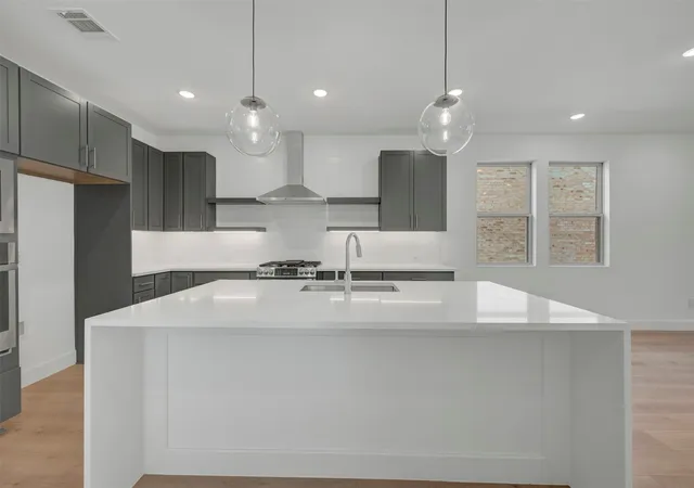 Photo 4 of Sale Pending at 521 Sagebrush Trl, Sherman, TX 75092 | MLS# 21133678 | Listing updated on 2026-08-31