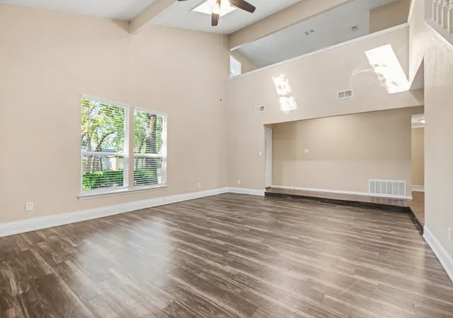 Photo 2 of Single family home for sale at 4907 Sagebrush Ct, Arlington, TX 76017 | MLS# 21134936 | Listing updated on 2026-09-29