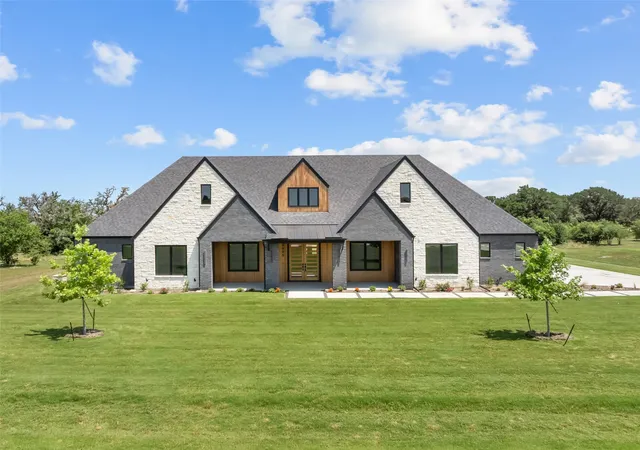 Single family home for sale at 2005 Denali Pass, Aledo, TX 76008 | MLS# 21136111