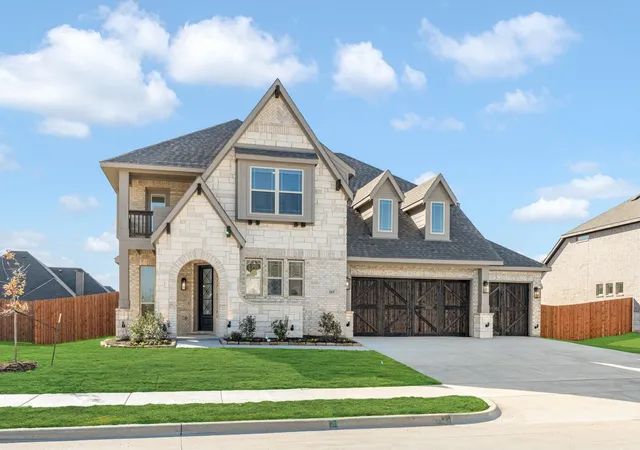 Photo 2 of Single family home for sale at 115 Tetrad Cir, Waxahachie, TX 75165 | MLS# 21125642 | Listing updated on 2026-08-02