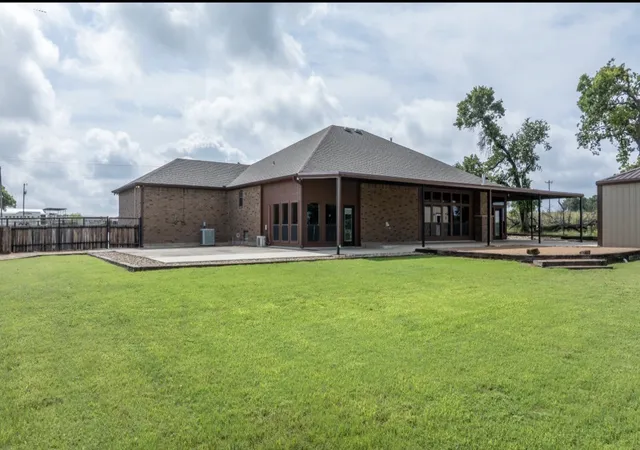 Photo 3 of Sale Pending at 904 County Road 3341, Paradise, TX 76073 | MLS# 21128054 | Listing updated on 2026-09-11