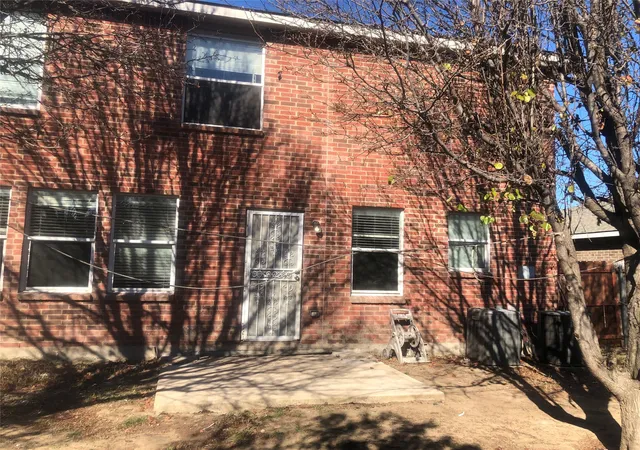 Photo 4 of Sale Pending at 4309 Mayberry Ln, Fort Worth, TX 76123 | MLS# 21136816 | Listing updated on 2026-09-09