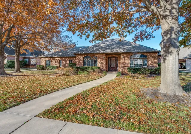 Photo 2 of Single family home for sale at 3504 Belmont St, Denton, TX 76210 | MLS# 21136776 | Listing updated on 2026-09-19