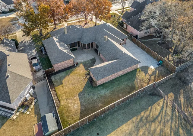 Photo 3 of Single family home for sale at 3504 Belmont St, Denton, TX 76210 | MLS# 21136776 | Listing updated on 2026-09-19