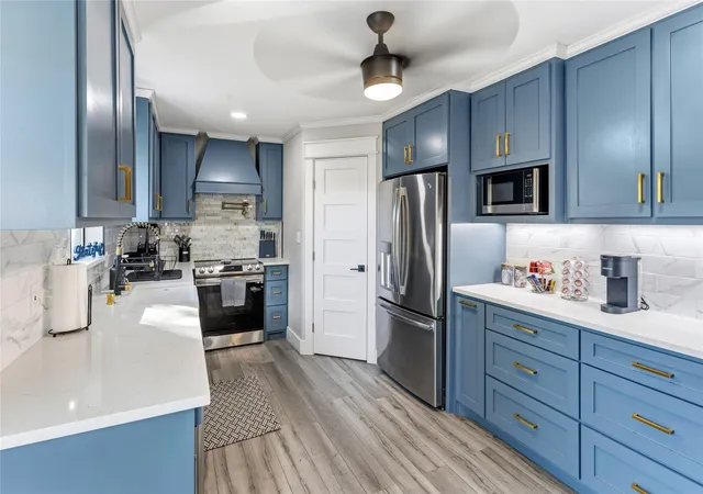 Photo 2 of Single family home for sale at 1202 Hillwood Dr, Lewisville, TX 75067 | MLS# 21142448 | Listing updated on 2026-09-27