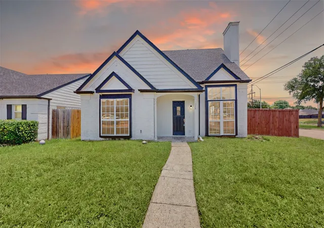 Photo 2 of Single family home for sale at 328 Antietam Wy, Mesquite, TX 75149 | MLS# 21143928 | Listing updated on 2026-09-13