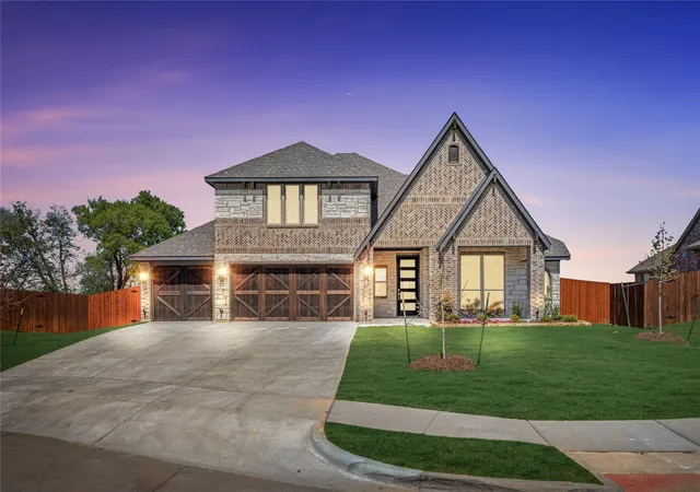Photo 2 of Sale Pending at 603 Polaris Ln, Waxahachie, TX 75165 | MLS# 21144865 | Listing updated on 2026-09-08