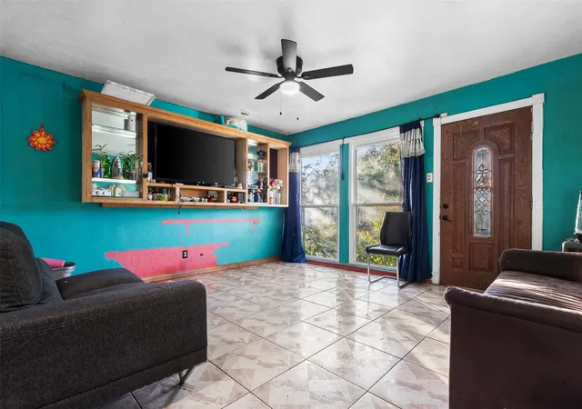 Photo 4 of Sale Pending at 833 Dent St, Garland, TX 75040 | MLS# 21141435 | Listing updated on 2026-09-14