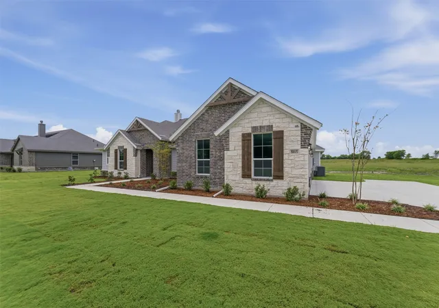 Photo 2 of Single family home for sale at 8813 County Road 623, Blue Ridge, TX 75424 | MLS# 21145865 | Listing updated on 2026-09-15