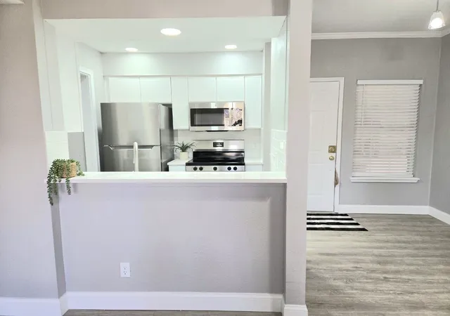 Photo 1 of Condo for sale at 5325 Bent Tree Forest Dr #1129, Dallas, TX 75248 | MLS# 21144076 | Listing updated on 2026-09-13