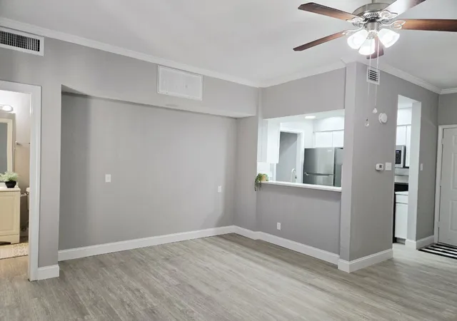 Photo 2 of Condo for sale at 5325 Bent Tree Forest Dr #1129, Dallas, TX 75248 | MLS# 21144076 | Listing updated on 2026-09-13