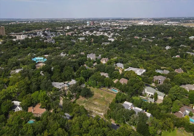 Photo 4 of Land for sale at 2004 Indian Creek Dr, Fort Worth, TX 76107 | MLS# 21145541 | Listing updated on 2026-09-14