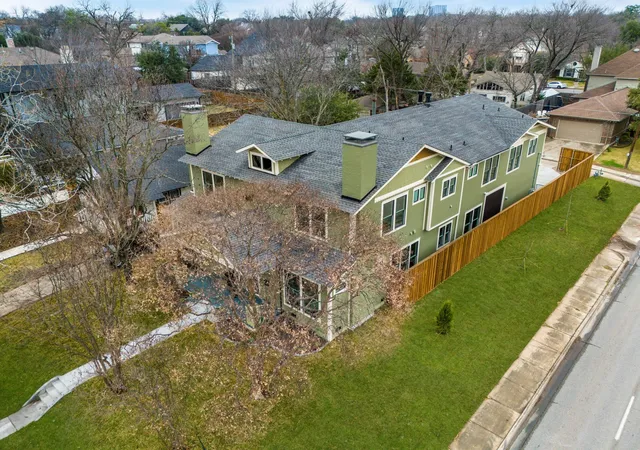 Photo 24 of Single family home for sale at 6047 Velasco Ave, Dallas, TX 75206 | MLS# 21139149 | Listing updated on 2026-10-02