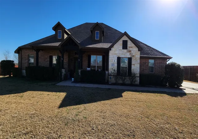 Photo 3 of Single family home for sale at 217 Heather Ln, Decatur, TX 76234 | MLS# 21150612 | Listing updated on 2026-09-09