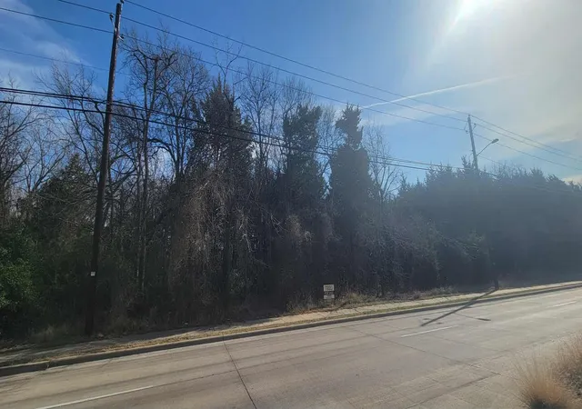 Photo 1 of Land for sale at 1602 N Houston School Rd, Lancaster, TX 75134 | MLS# 21138782 | Listing updated on 2026-09-10