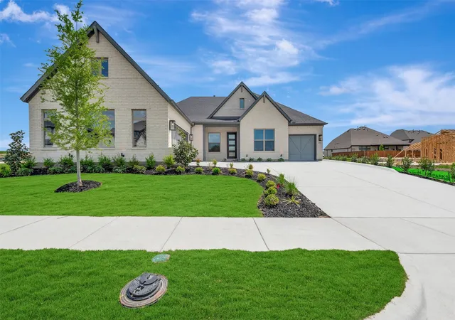Photo 1 of Single family home for sale at 1951 Grand Ave, Rockwall, TX 75087 | MLS# 21151690 | Listing updated on 2026-10-04