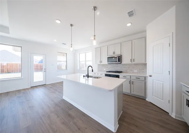 Photo 3 of Single family home for sale at 3109 Citrusvale Dr, Royse City, TX 75189 | MLS# 21151967 | Listing updated on 2026-09-13