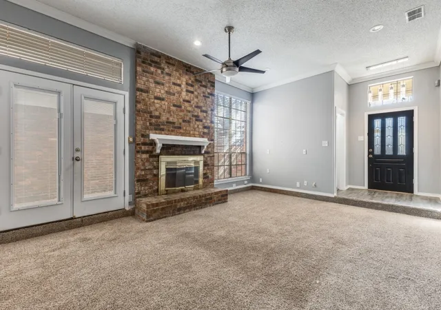Photo 4 of Sale Pending at 205 Benwynd Dr, Mesquite, TX 75149 | MLS# 21152700 | Listing updated on 2026-10-02