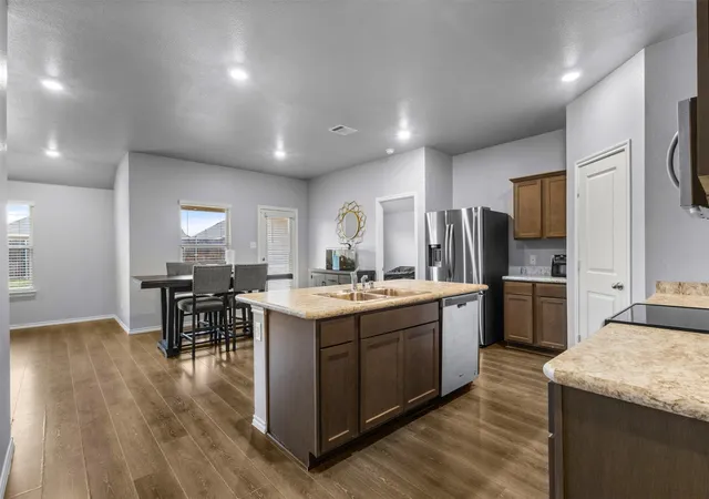 Photo 3 of Single family home for sale at 2141 Palestine Oak Dr, Royse City, TX 75189 | MLS# 21154148 | Listing updated on 2026-09-12