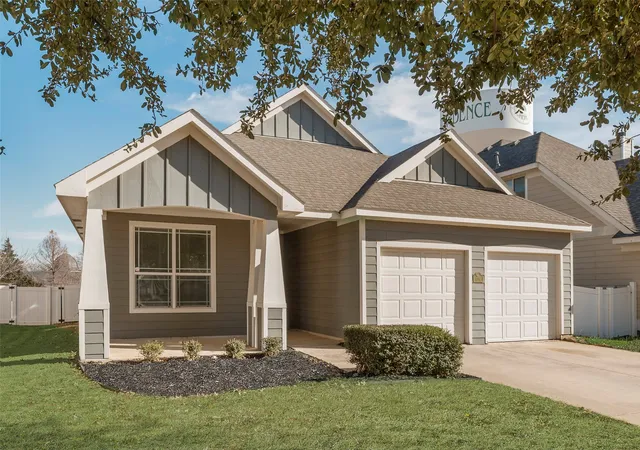 Photo 1 of Sale Pending at 1724 Murphy Ct, Aubrey, TX 76227 | MLS# 21154447 | Listing updated on 2026-09-11