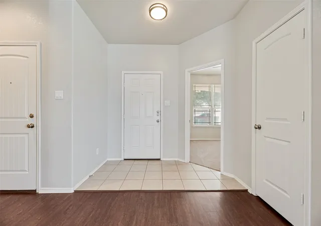 Photo 4 of Sale Pending at 1724 Murphy Ct, Aubrey, TX 76227 | MLS# 21154447 | Listing updated on 2026-09-11