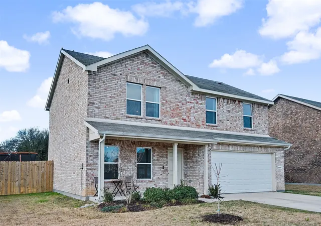 Single family home for sale at 3557 Chestnut Oak Dr, Dallas, TX 75253 | MLS# 21135255