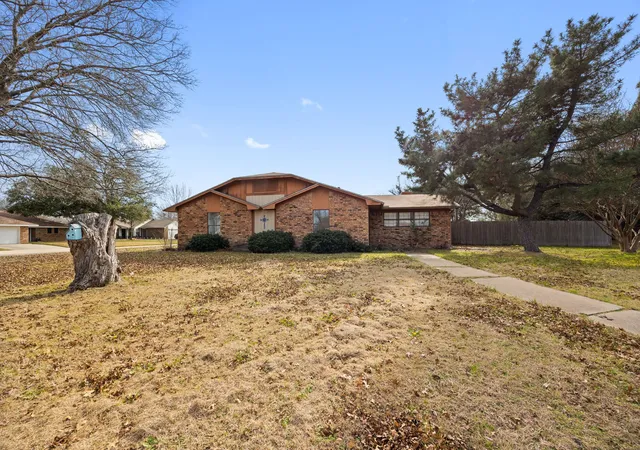 Photo 2 of Single family home for sale at 2736 Chebi Ln, Denton, TX 76209 | MLS# 21151537 | Listing updated on 2026-07-29