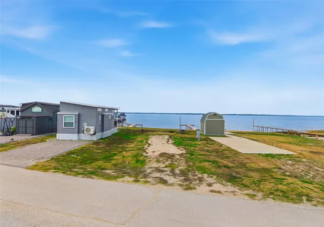 Photo 2 of Land for sale at 5224 Waterfront Rd, Kerens, TX 75144 | MLS# 21154678 | Listing updated on 2026-09-10