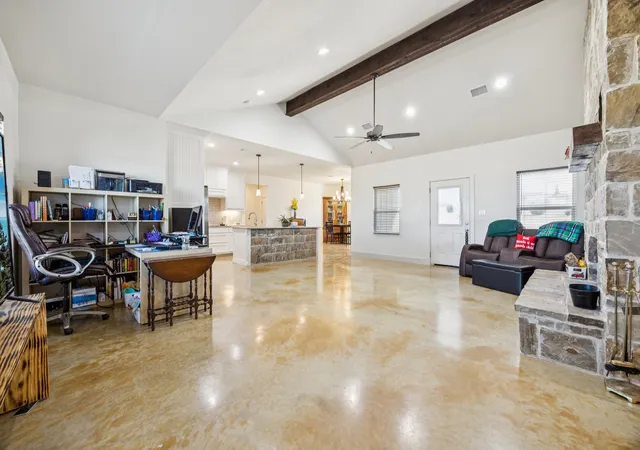Photo 4 of Single family home for sale at 1084 Justin Dr, Weatherford, TX 76082 | MLS# 21130621 | Listing updated on 2026-10-06